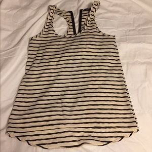 Soprano zip back tank top